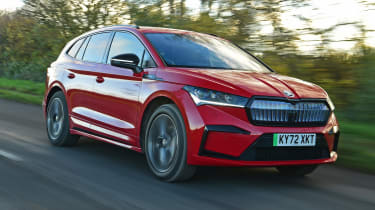 Skoda Enyaq - front tracking